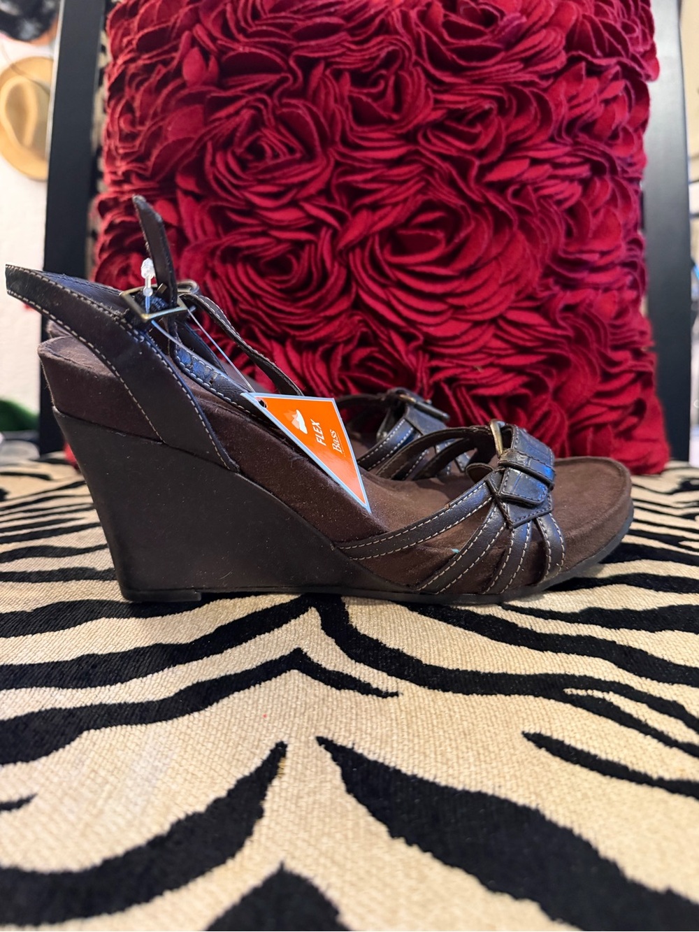 NWT Bass Dark Brown Wedge Sandals with Strappy Upper and Ankle Strap
